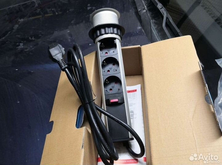 Выдвижной блок розеток