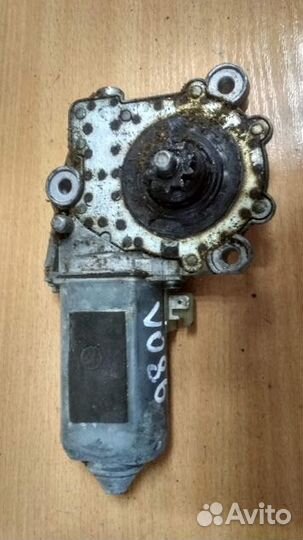 Моторчик стеклоподъёмника, левый volvo FH12 1-seer