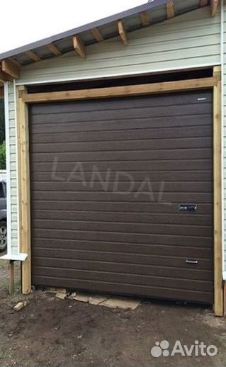 Секционные ворота