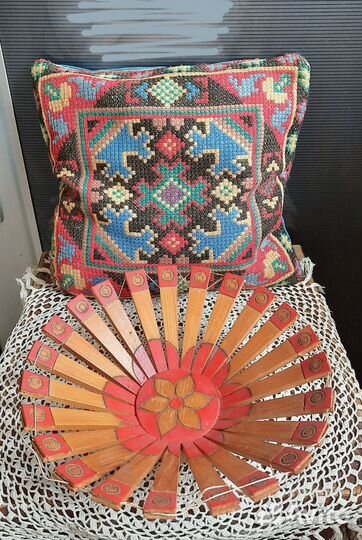 Декор подушка/вышивка,тарелка дерево СССР 50е.г