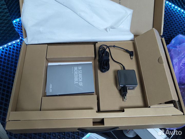 Asus vivobook e1504g