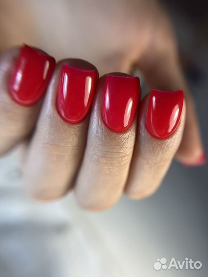 Модель на маникюр к мастеру