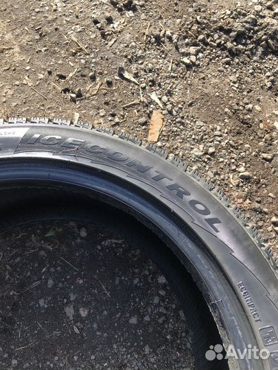 Pirelli Winter Ice Control 225/45 R17