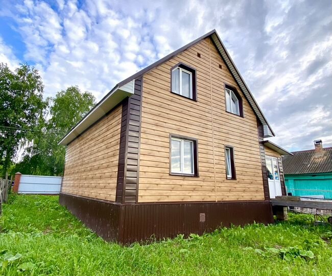 Дом 121 м² на участке 8,5 сот.