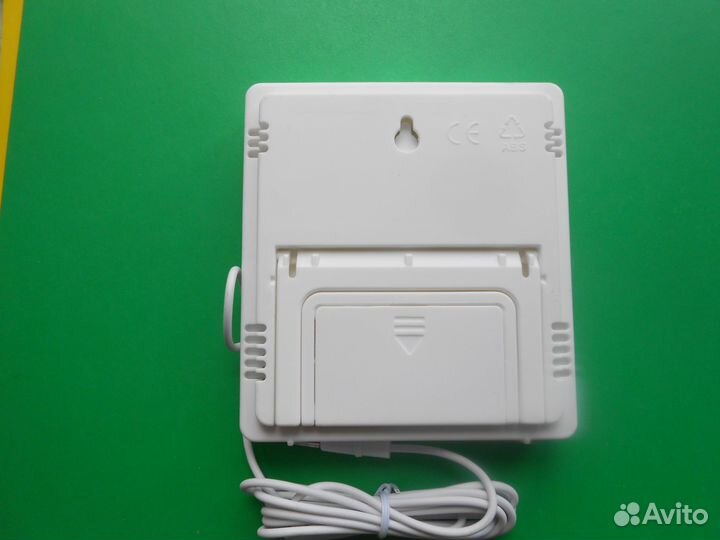 Метеостанция с гигрометром, часами HTC-2A