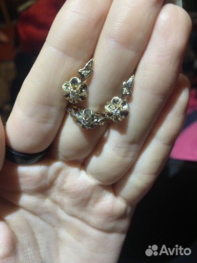 Золотые серьги