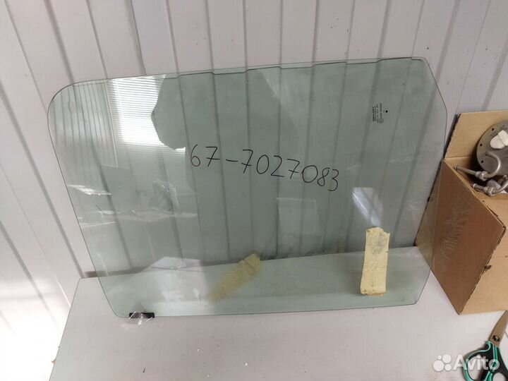 Стекло двери передней правое Citroen Jumper