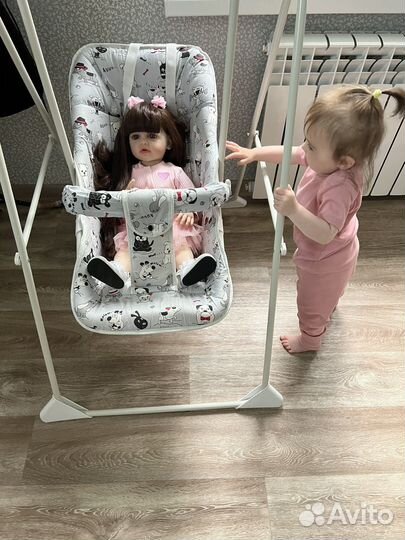Качели напольные от0до 3х лет состояние нового