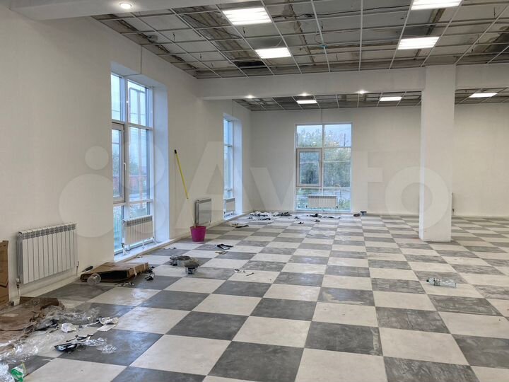 Торговая площадь, 350 м²