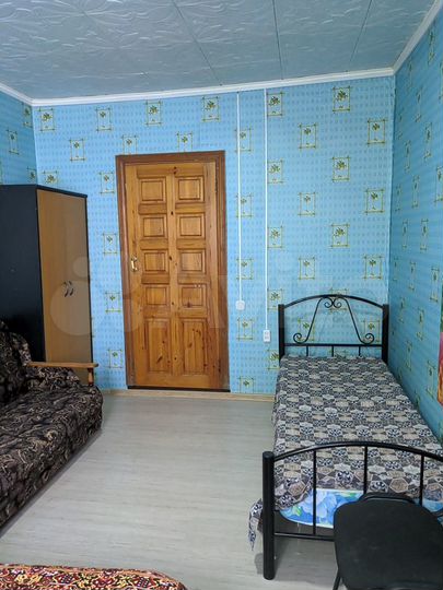 Комната 14 м² в 4-к., 1/2 эт.