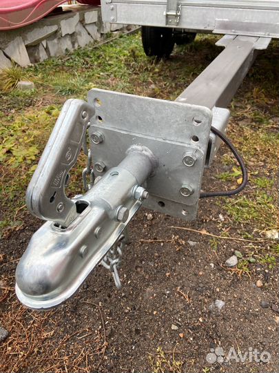 Прицеп легковой двухосный трейлер