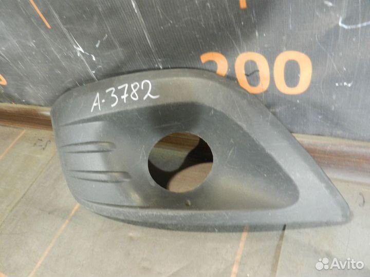 Накладка фары противотуманной правой - LADA Largus