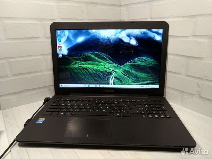 Быстрый ноутбук asus i3/SSD