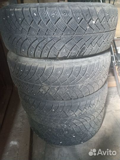 Bfgoodrich G-Force Stud 185/60 R15