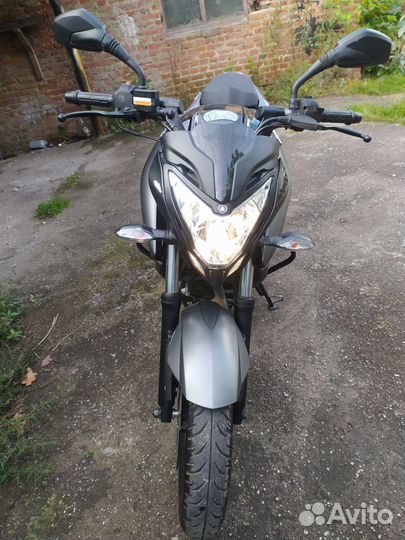 Мотоцикл Bajaj Pulsar NS 200