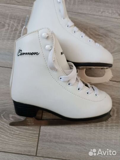 Коньки снегурки Nordway Carmen