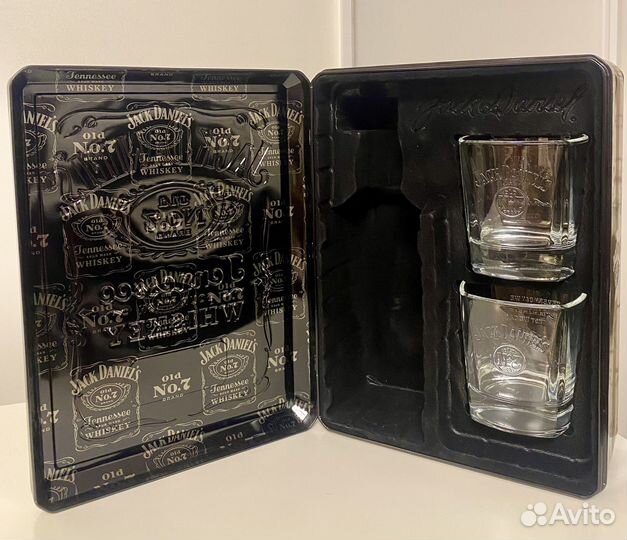 Коробка из под виски Jack Daniels с 2 стаканами