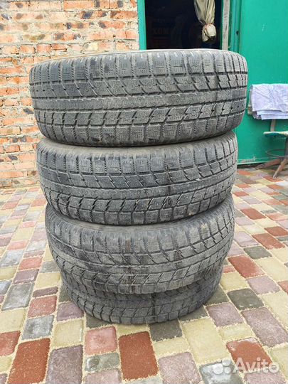 Toyo Observe GSi-5 225/60 R18 100T