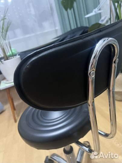 Стул со спинкой