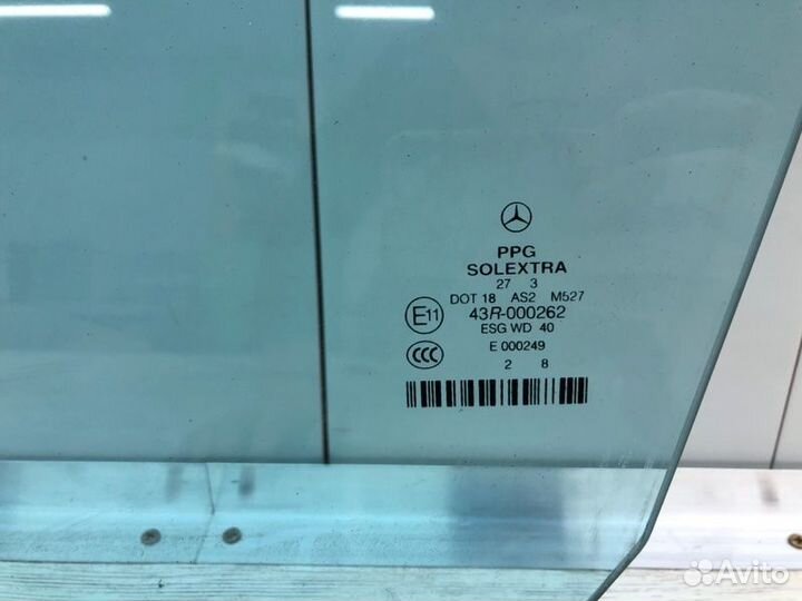 Стекло двери переднее левое Mercedes-Benz E-Class