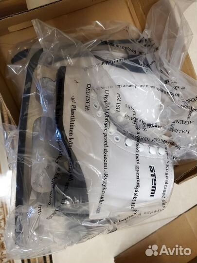 Новые фигурные коньки 28 размер