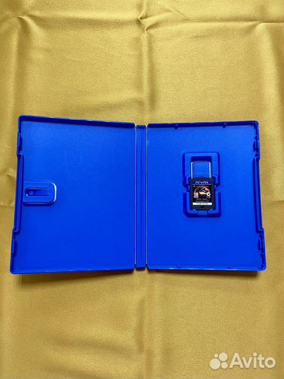 PS Vita Mortal Kombat б/у