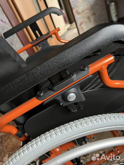 Инвалидная коляска