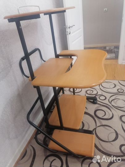 Компьютерный стол