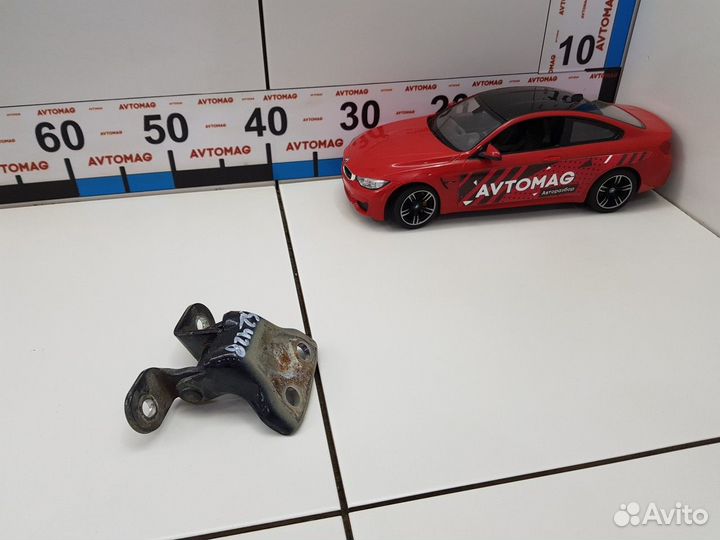 Петля двери передняя левая нижняя (Changan CS35)