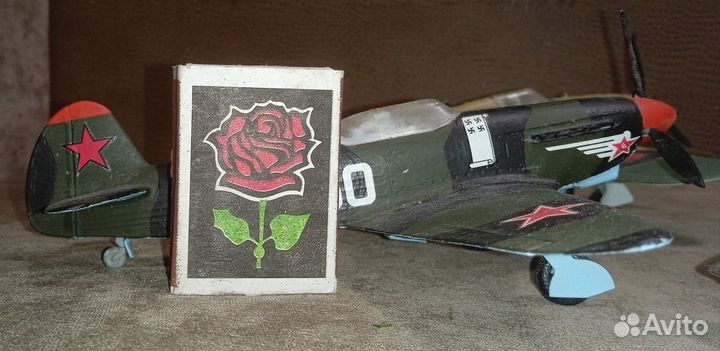 Модель самолёта 1:48