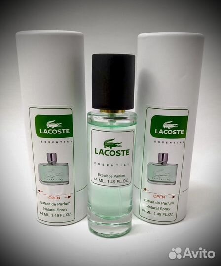 Lacoste essential
