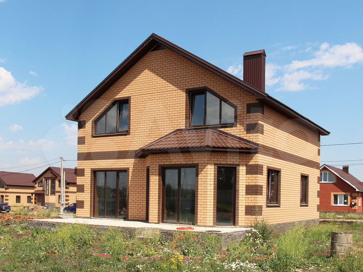 Дом 168 м² на участке 6 сот.