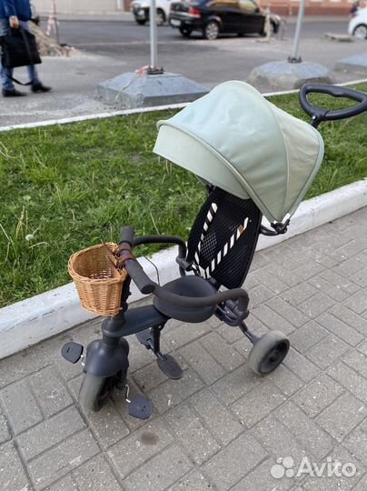 Трехколесный велосипед