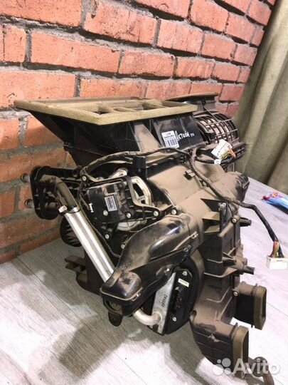 Корпус печки с радиатором и испарителем Ssangyong