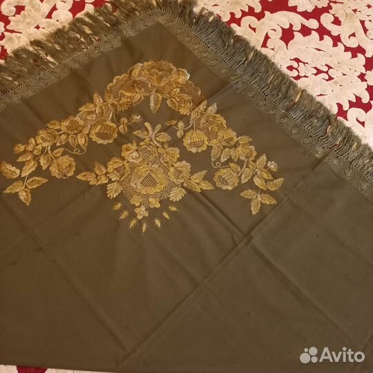 Старинный большой платок,более 200 лет