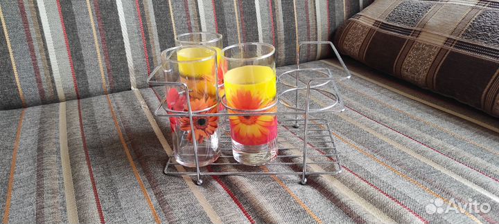 Стаканы с подставкой