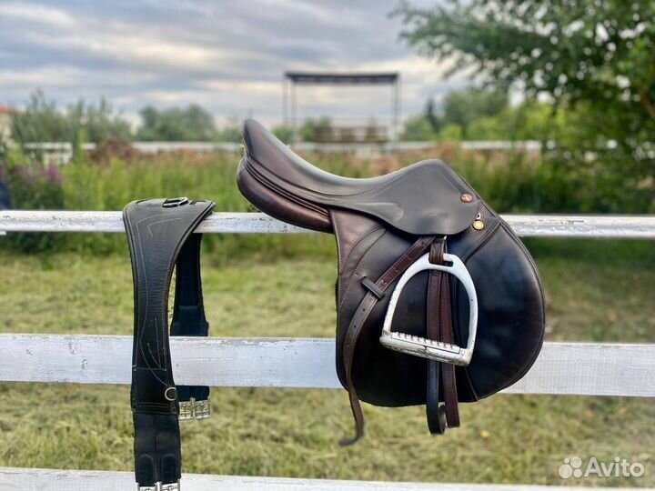 Седло конкурное Prestige Meredith