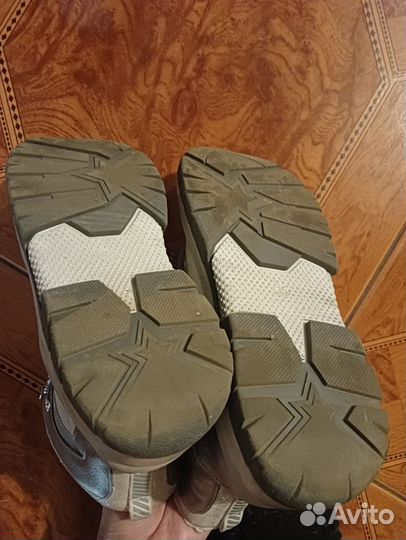 Ботинки зимние для девочки 35 размер