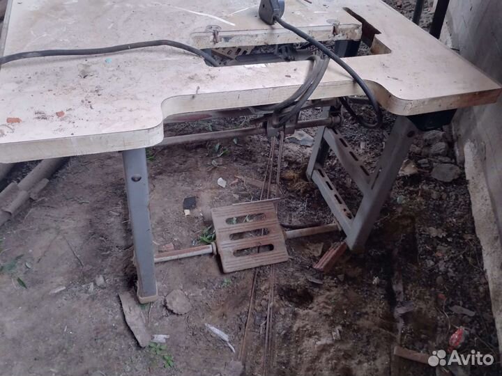 Швейная машинка бу электрическая