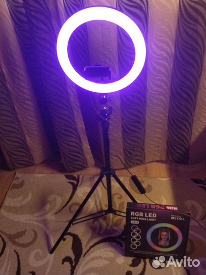 Кольцевая лампа RGB 26см + штатив 2.1м