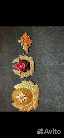 Армейские значки