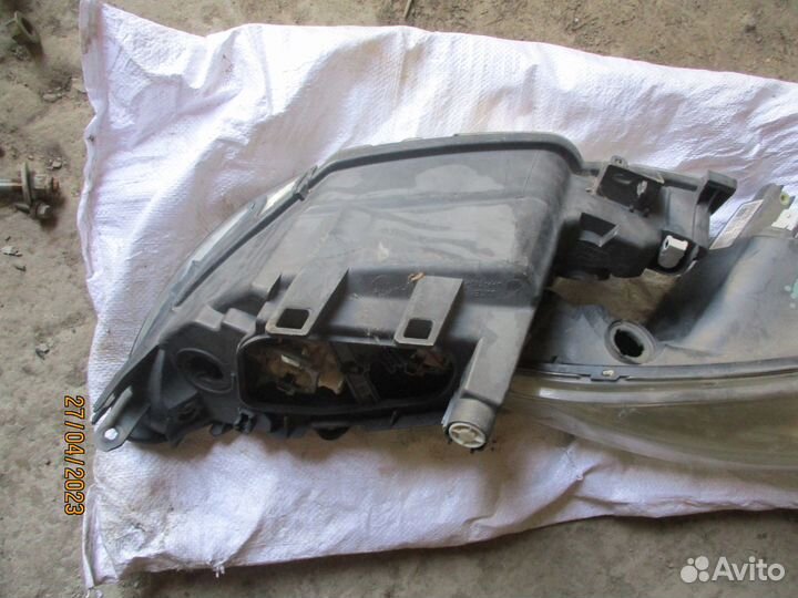 Пежо 206 2003-2012 фара