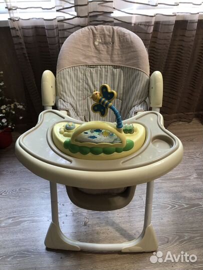 Детский стульчик для кормления