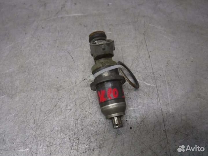 Форсунка Mitsubishi Pajero 3 6G74 2001