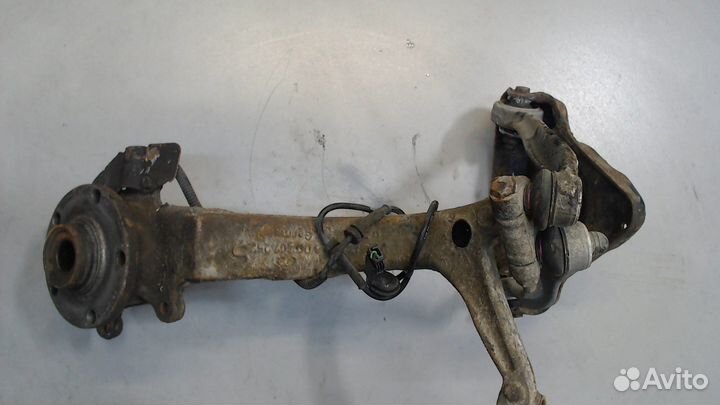 Ступица (кулак, цапфа) Volkswagen Passat 5, 1998