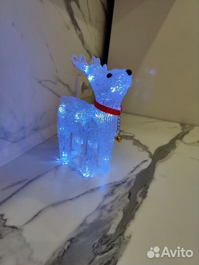 Новогодний олень светящийся (светодиодный)