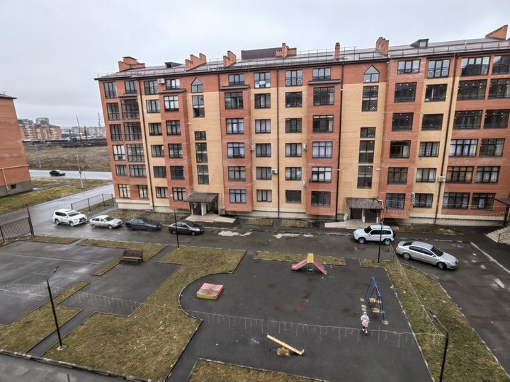 1-к. квартира, 46,8 м², 3/6 эт.