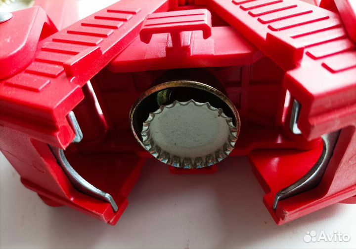 Укупорка кронен-пробкой и 100 пробок