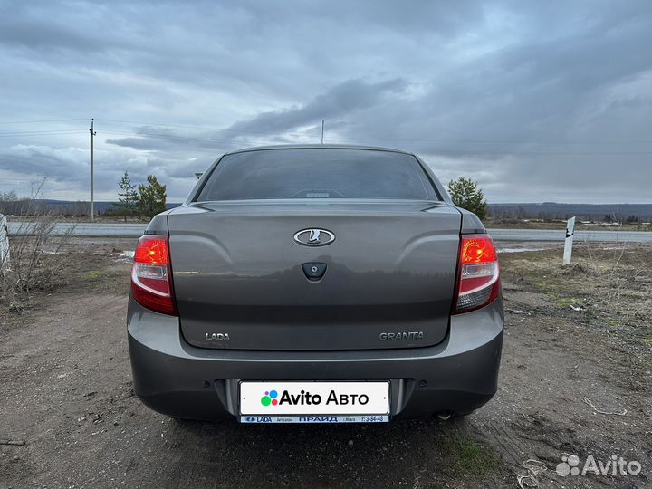 LADA Granta 1.6 МТ, 2015, 132 587 км