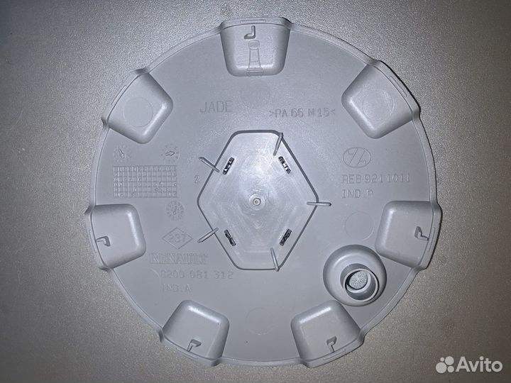 Колпак литого диска renault